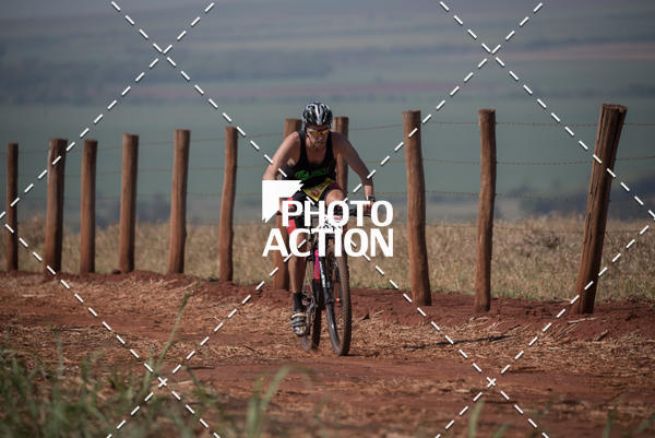 Buy your photos of the eventCROSS DUATHLON on Fotop