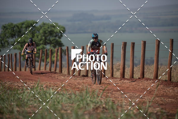 Buy your photos of the eventCROSS DUATHLON on Fotop