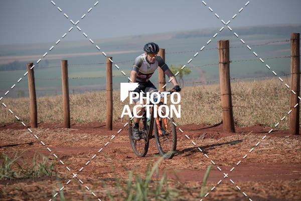 Buy your photos of the eventCROSS DUATHLON on Fotop