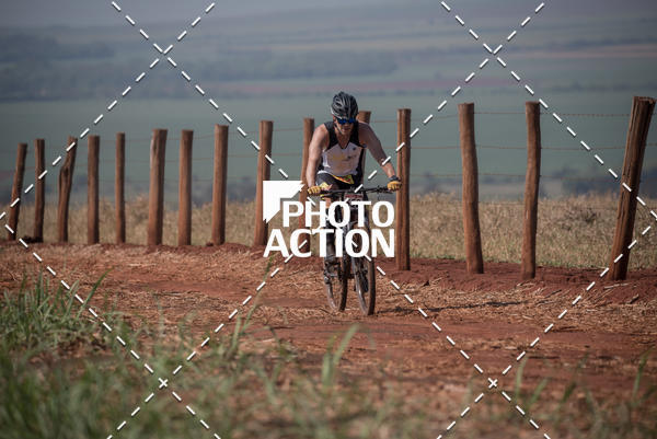 Buy your photos of the eventCROSS DUATHLON on Fotop
