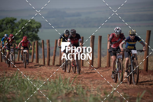 Buy your photos of the eventCROSS DUATHLON on Fotop