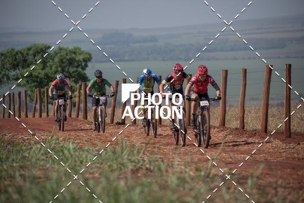 Buy your photos of the eventCROSS DUATHLON on Fotop
