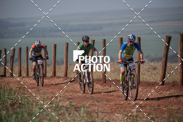 Buy your photos of the eventCROSS DUATHLON on Fotop