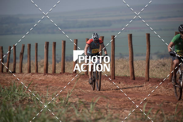 Buy your photos of the eventCROSS DUATHLON on Fotop