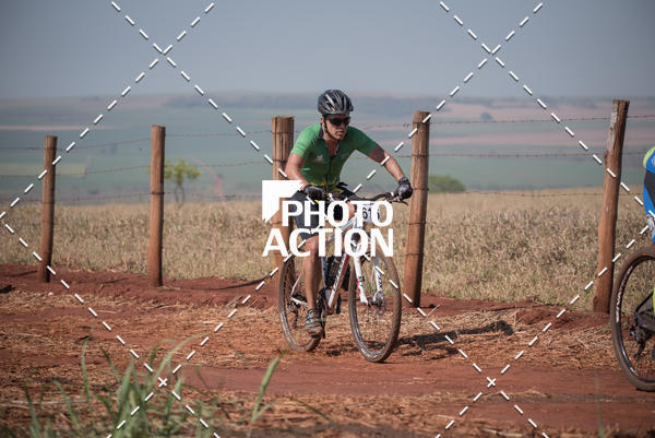 Buy your photos of the eventCROSS DUATHLON on Fotop
