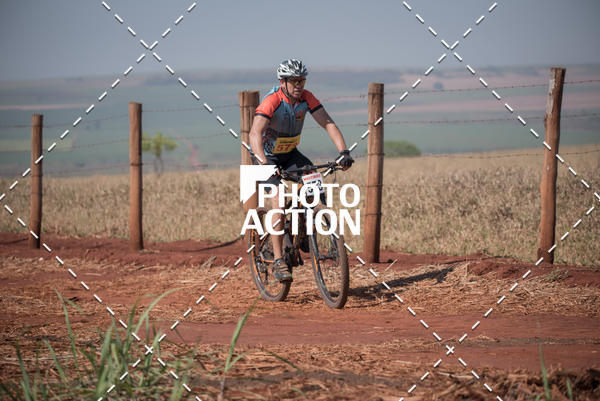 Buy your photos of the eventCROSS DUATHLON on Fotop