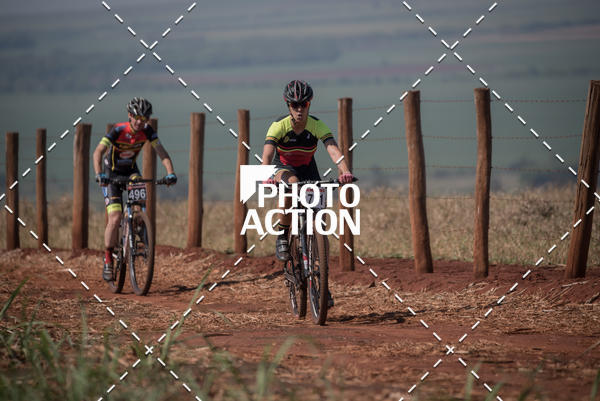Buy your photos of the eventCROSS DUATHLON on Fotop