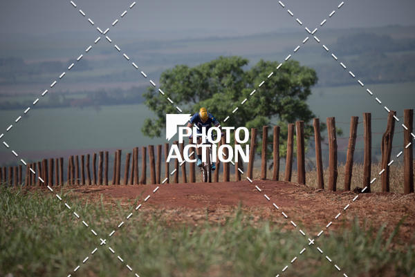 Buy your photos of the eventCROSS DUATHLON on Fotop