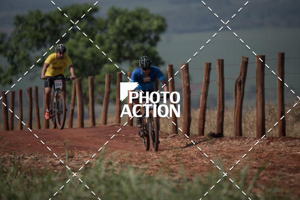 Buy your photos of the eventCROSS DUATHLON on Fotop