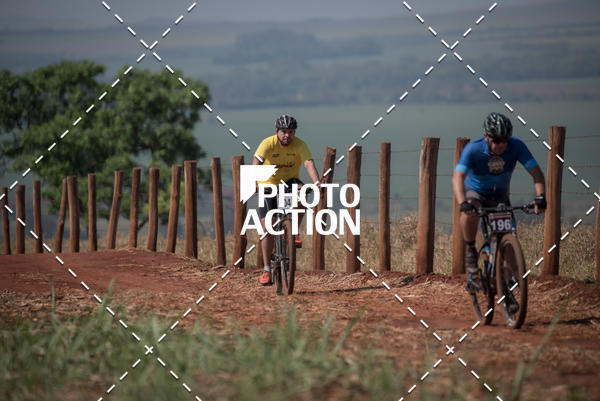 Buy your photos of the eventCROSS DUATHLON on Fotop