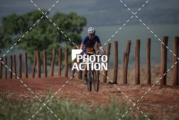 Buy your photos of the eventCROSS DUATHLON on Fotop
