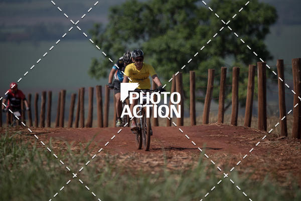 Buy your photos of the eventCROSS DUATHLON on Fotop