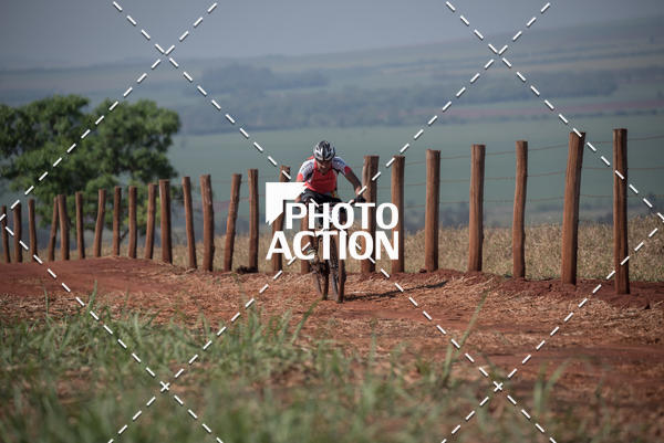 Buy your photos of the eventCROSS DUATHLON on Fotop