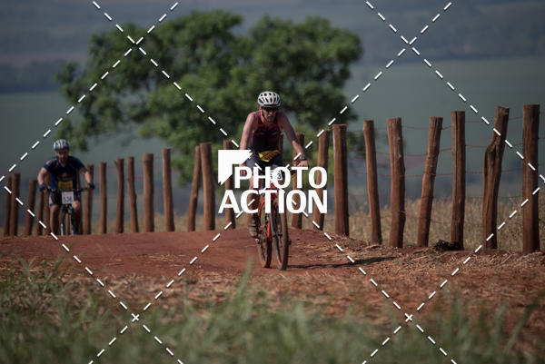 Buy your photos of the eventCROSS DUATHLON on Fotop