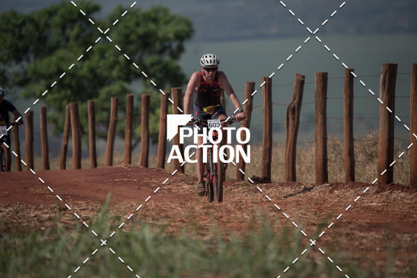 Buy your photos of the eventCROSS DUATHLON on Fotop