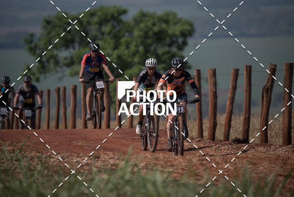 Buy your photos of the eventCROSS DUATHLON on Fotop