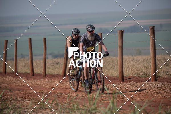Buy your photos of the eventCROSS DUATHLON on Fotop