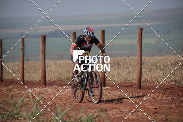 Buy your photos of the eventCROSS DUATHLON on Fotop