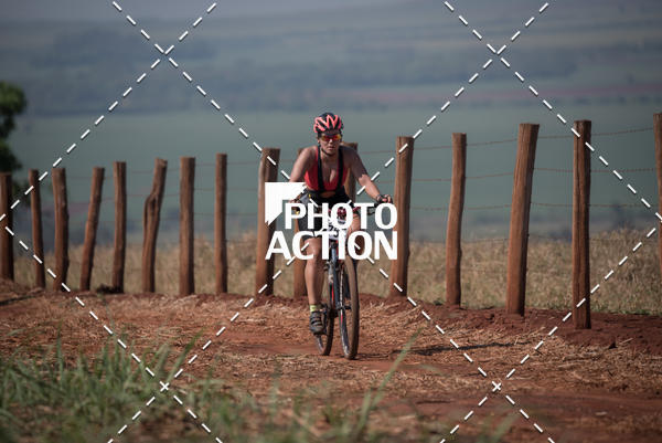 Buy your photos of the eventCROSS DUATHLON on Fotop