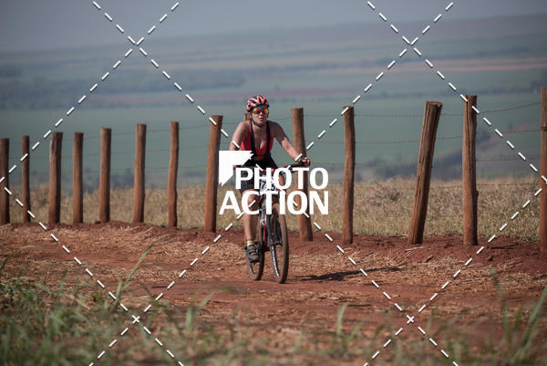 Buy your photos of the eventCROSS DUATHLON on Fotop