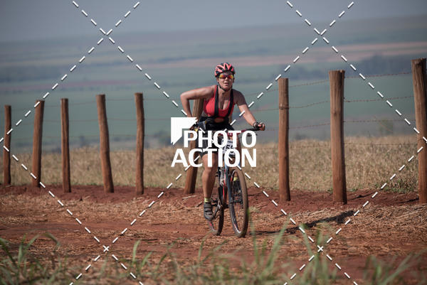 Buy your photos of the eventCROSS DUATHLON on Fotop