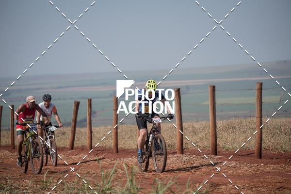 Buy your photos of the eventCROSS DUATHLON on Fotop