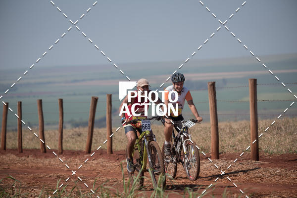 Buy your photos of the eventCROSS DUATHLON on Fotop