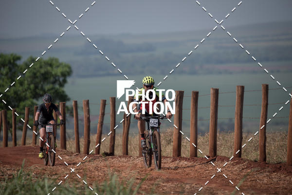 Buy your photos of the eventCROSS DUATHLON on Fotop