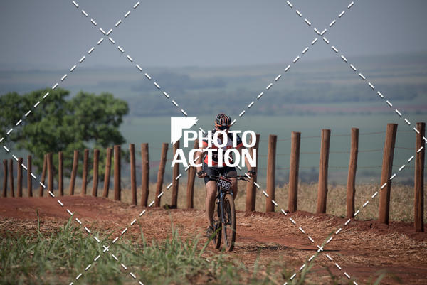 Buy your photos of the eventCROSS DUATHLON on Fotop