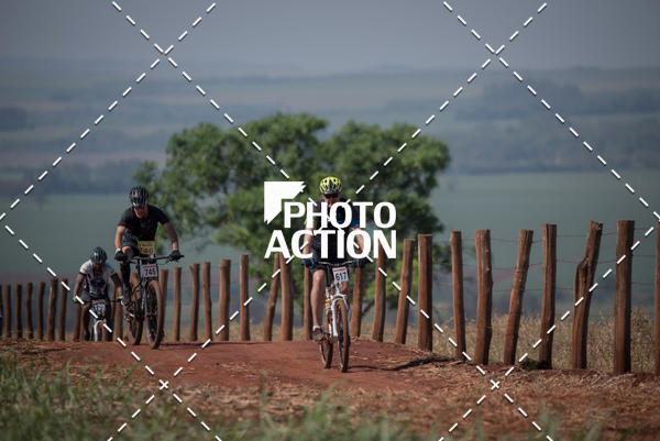 Buy your photos of the eventCROSS DUATHLON on Fotop