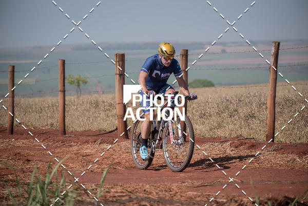 Buy your photos of the eventCROSS DUATHLON on Fotop