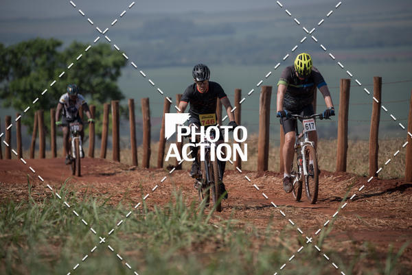 Buy your photos of the eventCROSS DUATHLON on Fotop