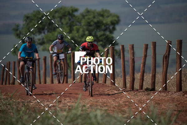 Buy your photos of the eventCROSS DUATHLON on Fotop
