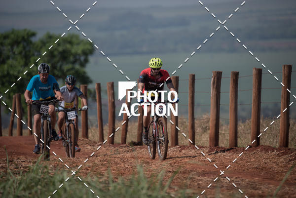 Buy your photos of the eventCROSS DUATHLON on Fotop
