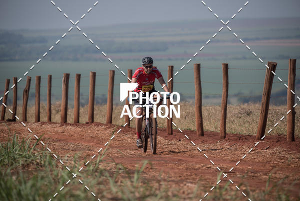 Buy your photos of the eventCROSS DUATHLON on Fotop