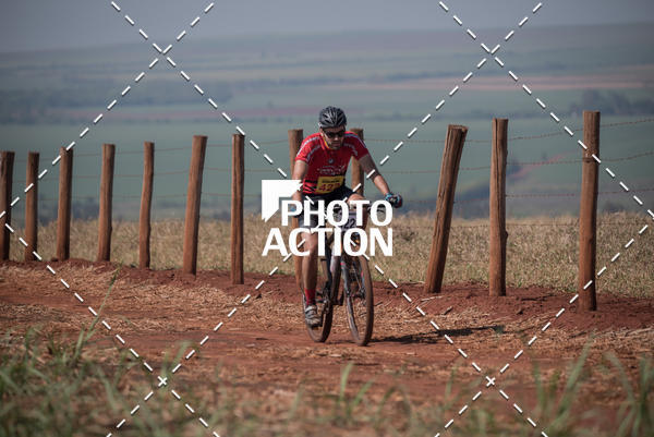 Buy your photos of the eventCROSS DUATHLON on Fotop