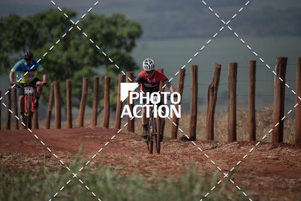 Buy your photos of the eventCROSS DUATHLON on Fotop