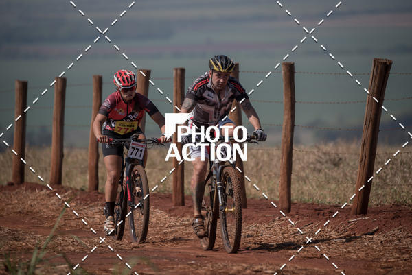 Buy your photos of the eventCROSS DUATHLON on Fotop