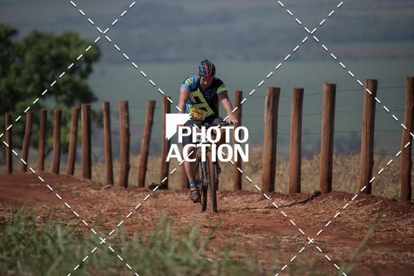 Buy your photos of the eventCROSS DUATHLON on Fotop