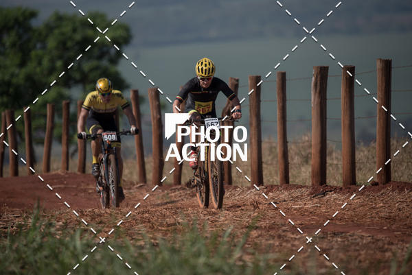 Buy your photos of the eventCROSS DUATHLON on Fotop