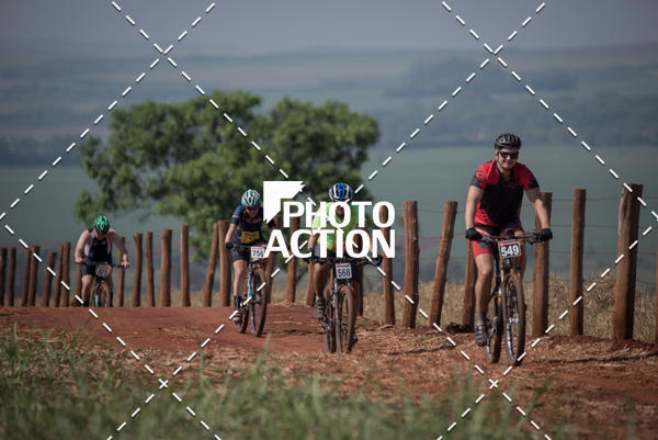 Buy your photos of the eventCROSS DUATHLON on Fotop