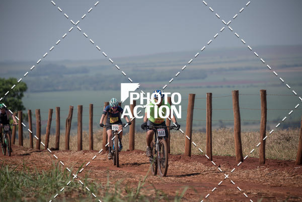 Buy your photos of the eventCROSS DUATHLON on Fotop