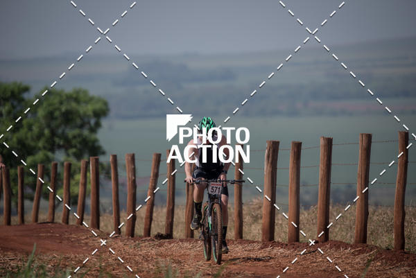 Buy your photos of the eventCROSS DUATHLON on Fotop
