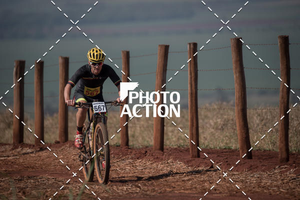 Buy your photos of the eventCROSS DUATHLON on Fotop