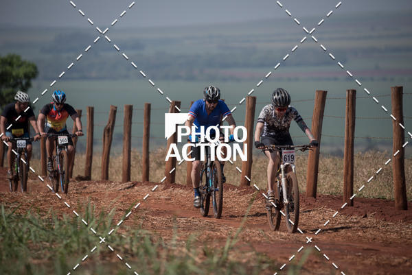 Buy your photos of the eventCROSS DUATHLON on Fotop