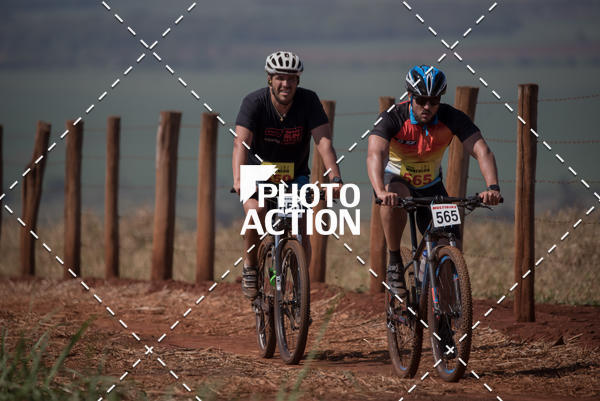 Buy your photos of the eventCROSS DUATHLON on Fotop