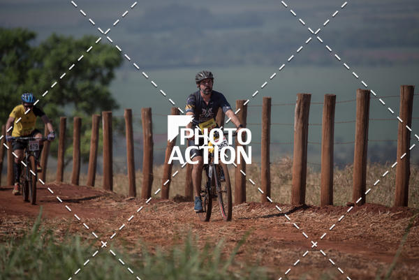 Buy your photos of the eventCROSS DUATHLON on Fotop