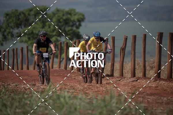 Buy your photos of the eventCROSS DUATHLON on Fotop