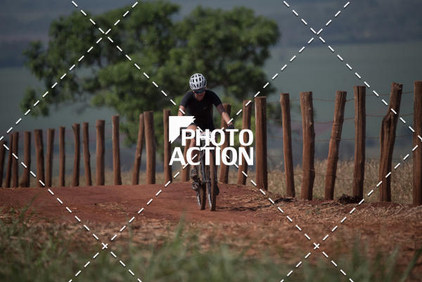 Buy your photos of the eventCROSS DUATHLON on Fotop