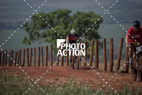 Buy your photos of the eventCROSS DUATHLON on Fotop